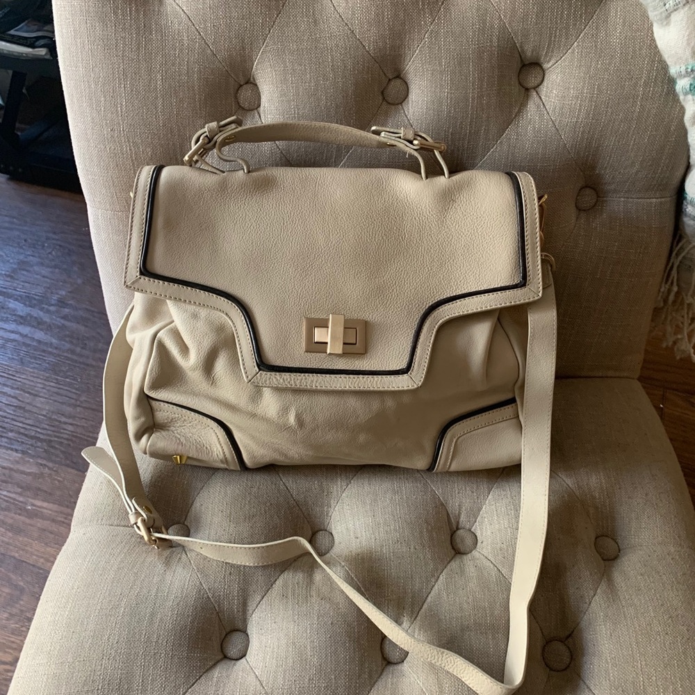 Gorgeous leather bag